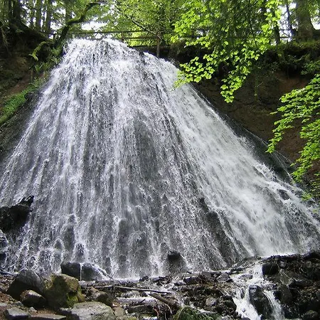 Grand Hyper Centre Standing Bourboule