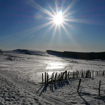 Grand Hyper Centre Standing * Ла-Бурбуль
